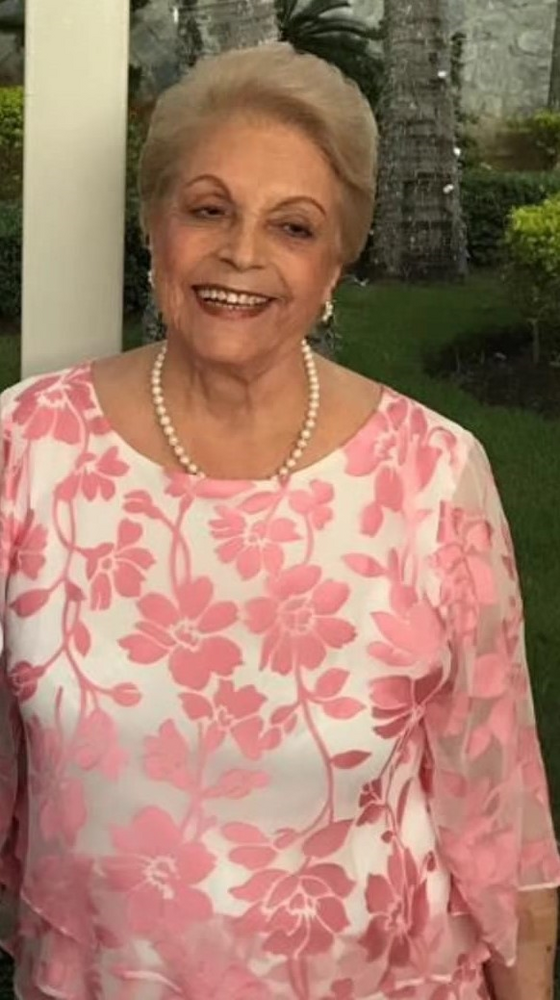 Consuelo Mota